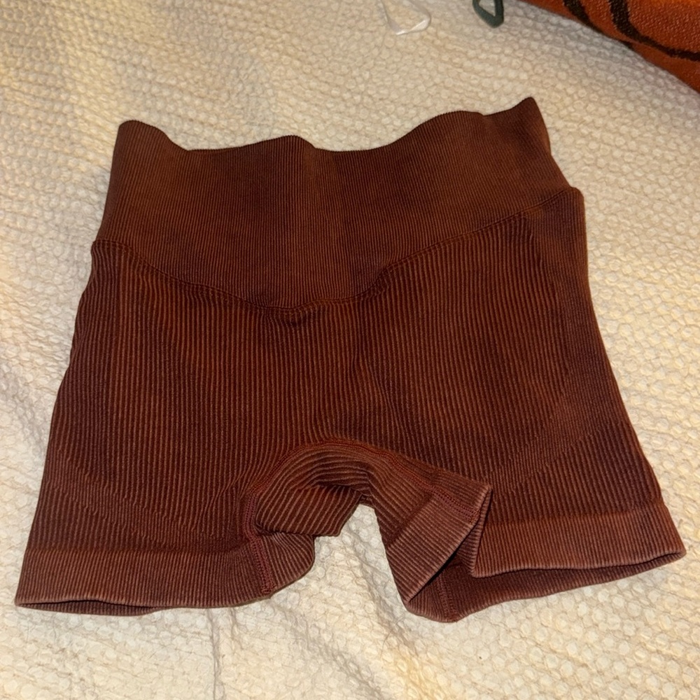 PCHEEBUM booty scrunch bike shorts